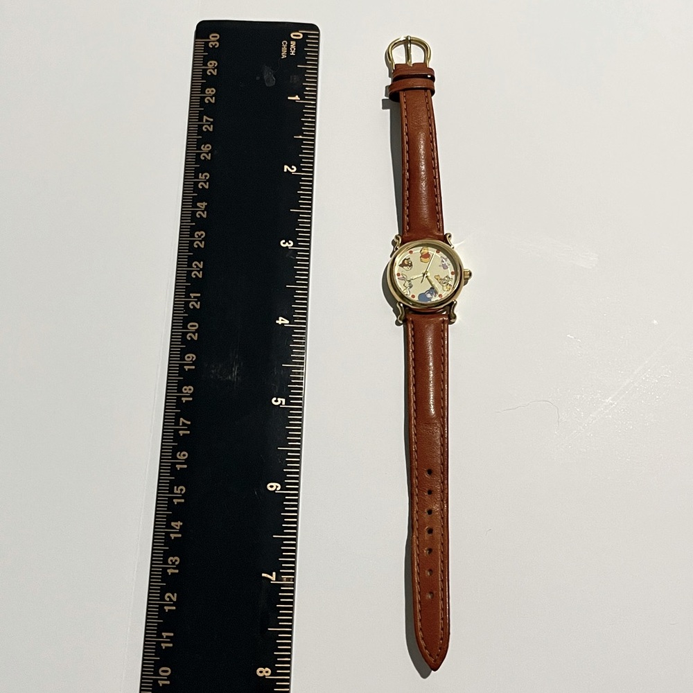 Vintage Winnie the Pooh & Friends Disney Parks Watch with Brown Leather Strap - Picture 8 of 13